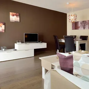 https://villa-isla-feliz.in-canary-islands.com